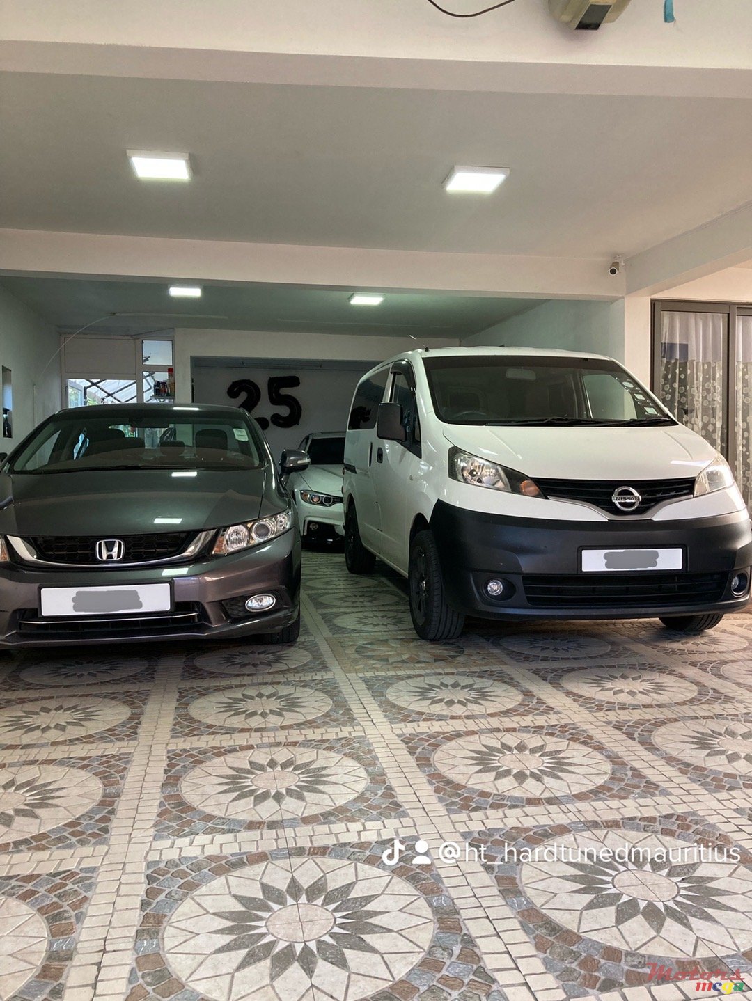2018' Nissan NV200 WITH LPG KIT 1RS KM photo #1