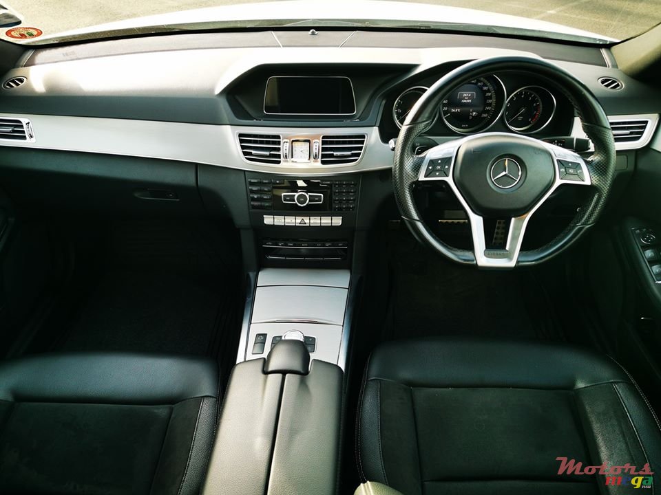2013' Mercedes-Benz E-Class E250 AMG photo #4