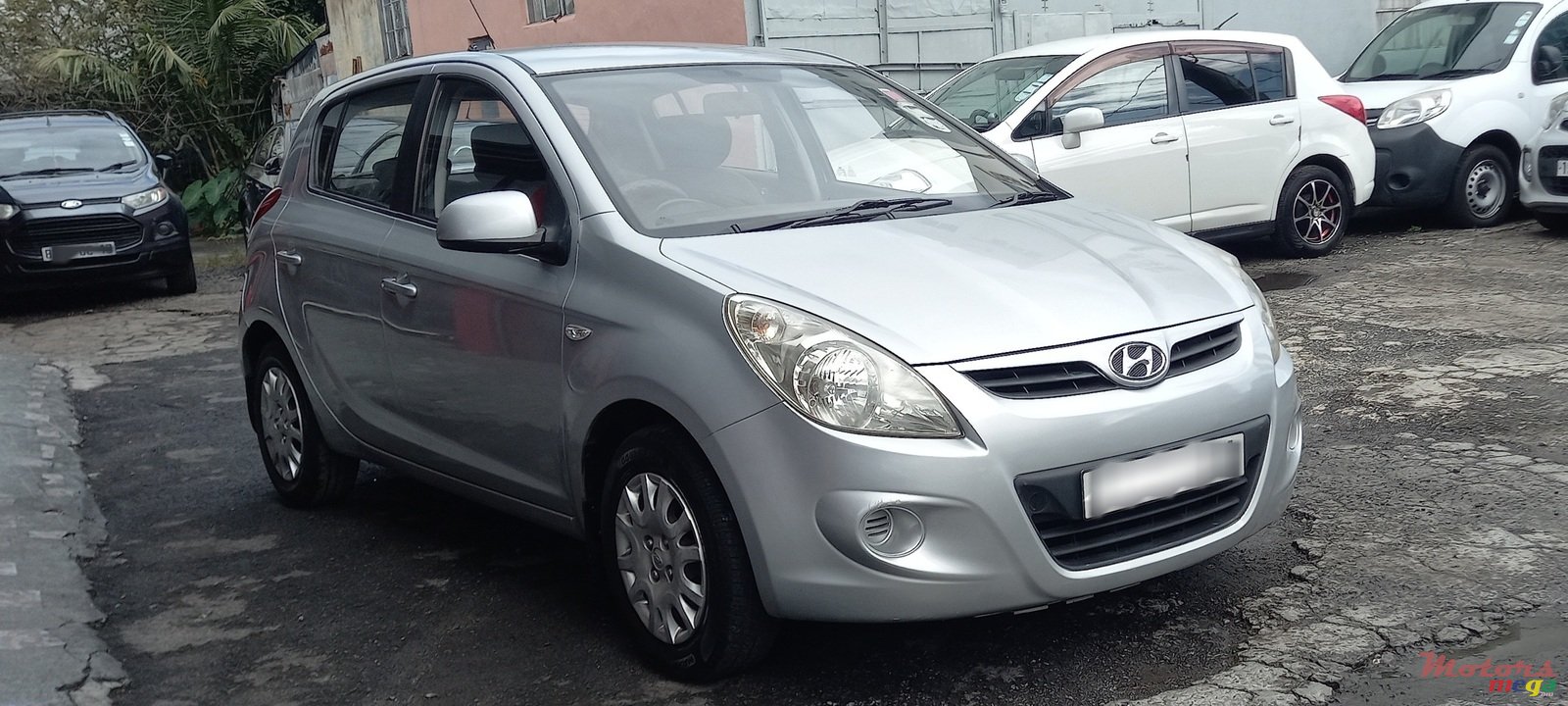 2011' Hyundai i20 photo #2