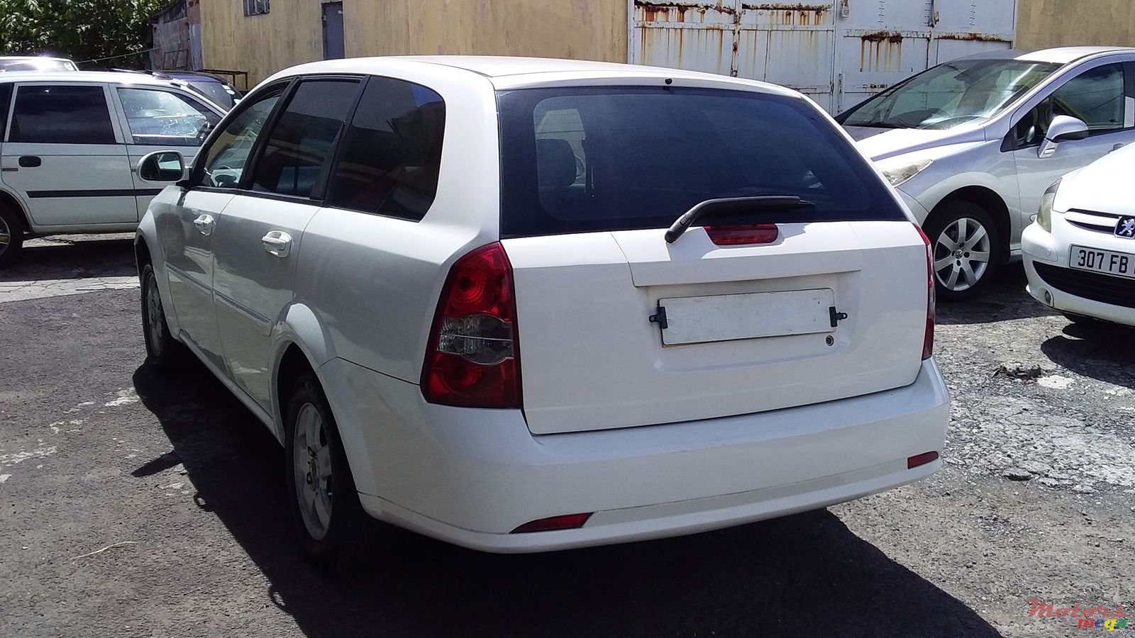 2006' Chevrolet Optra photo #4