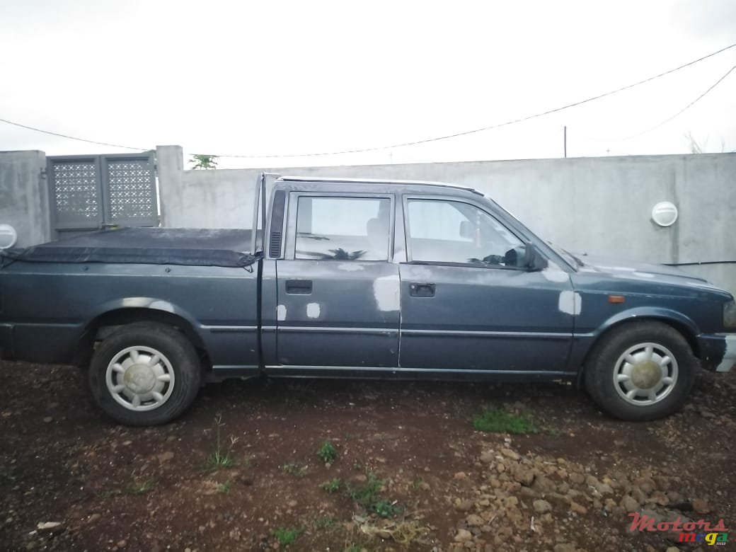 2000' Tata Telcoline nissan td20 photo #4