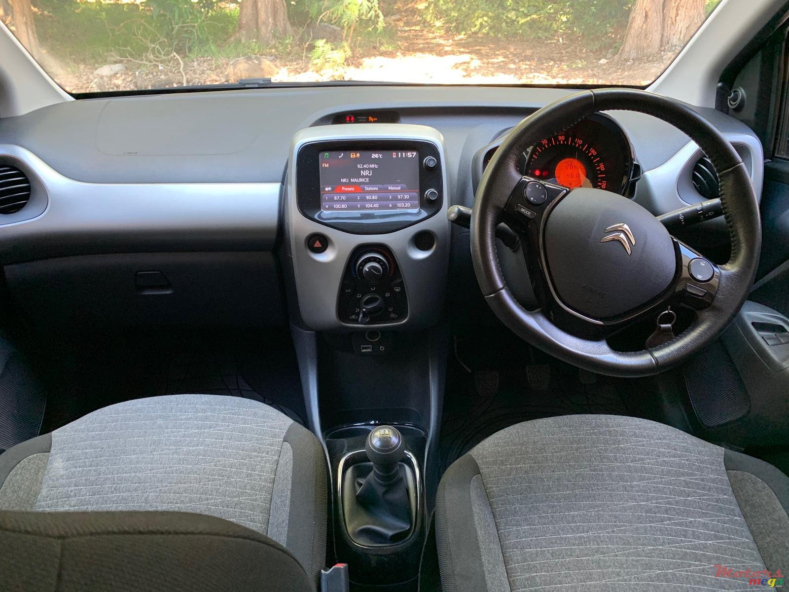 2016' Citroen C1 photo #4