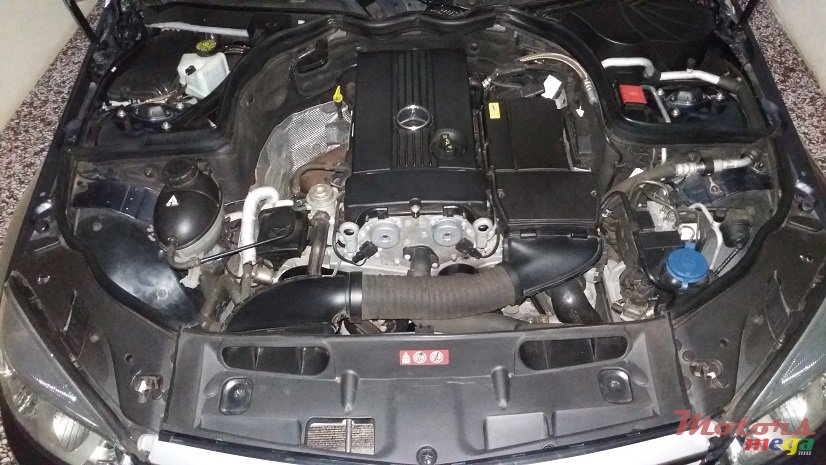 2010' Mercedes-Benz C-Class AMG Pack photo #6