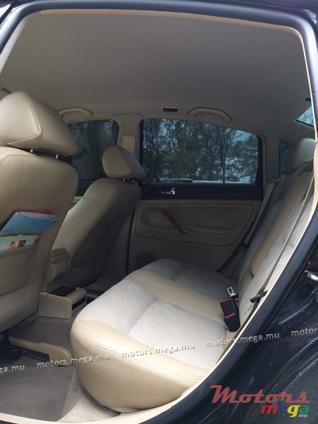1999' Volkswagen Passat photo #6