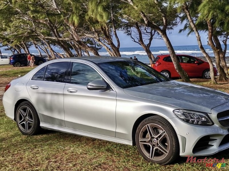 2019' Mercedes-Benz C 200 photo #1