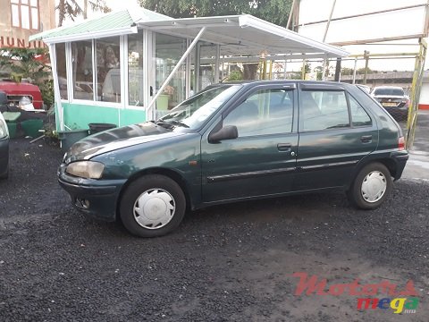 1998' Peugeot 106 photo #1