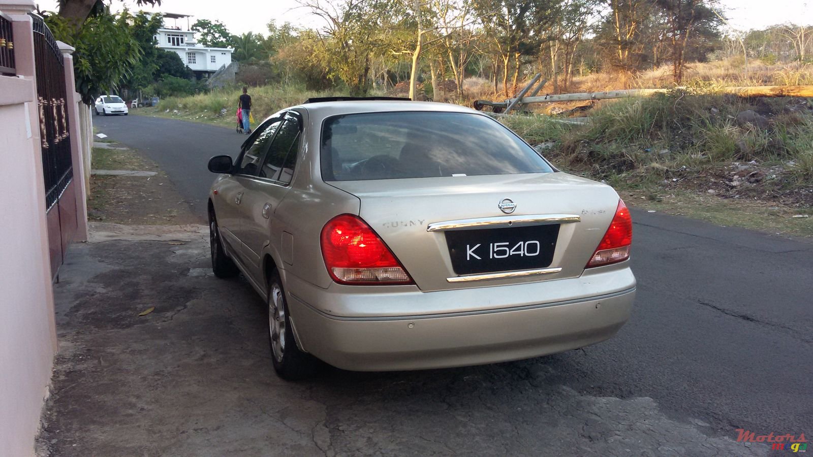 2003' Nissan Sunny N17 photo #3