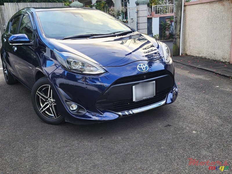 2020' Toyota Aqua photo #5