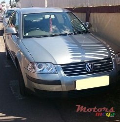 2006' Volkswagen Passat photo #1