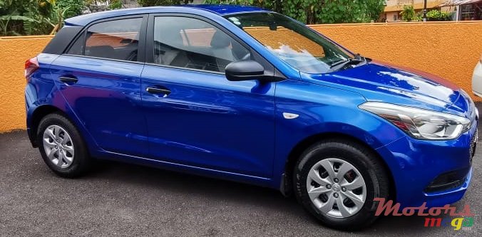 2015' Hyundai i20 photo #6