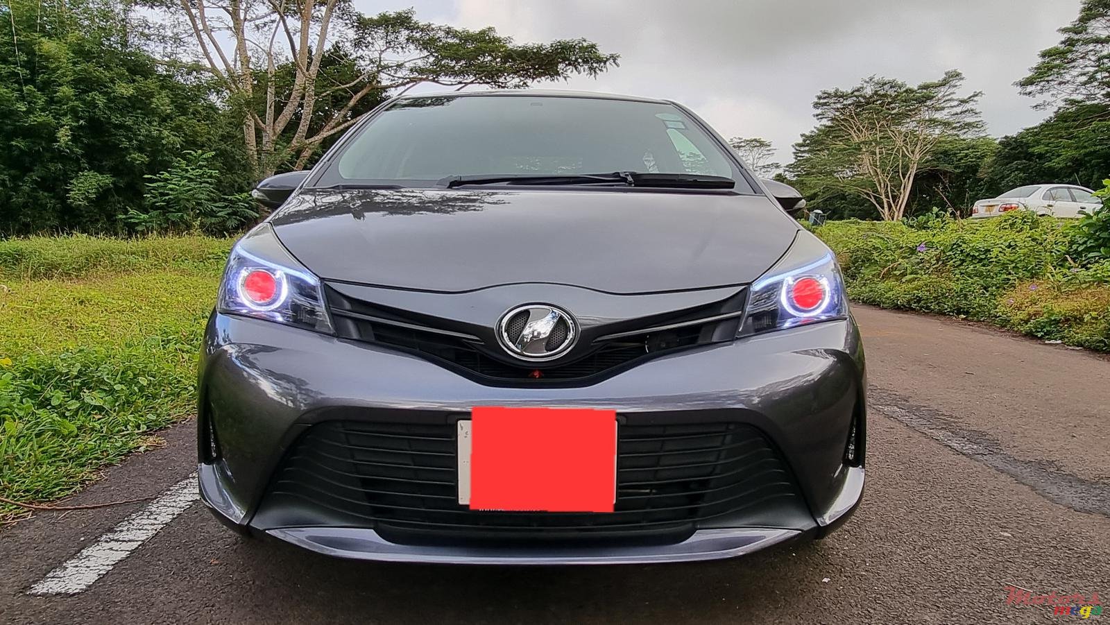 2014' Toyota Vitz photo #6