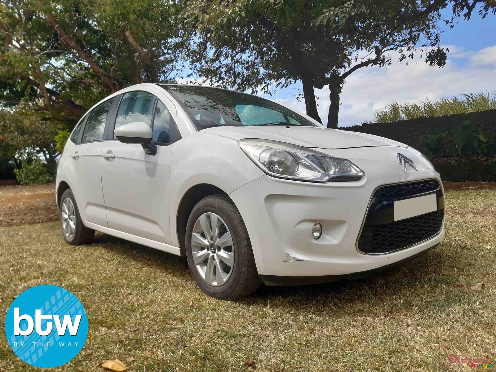 2012' Citroen C3 photo #1