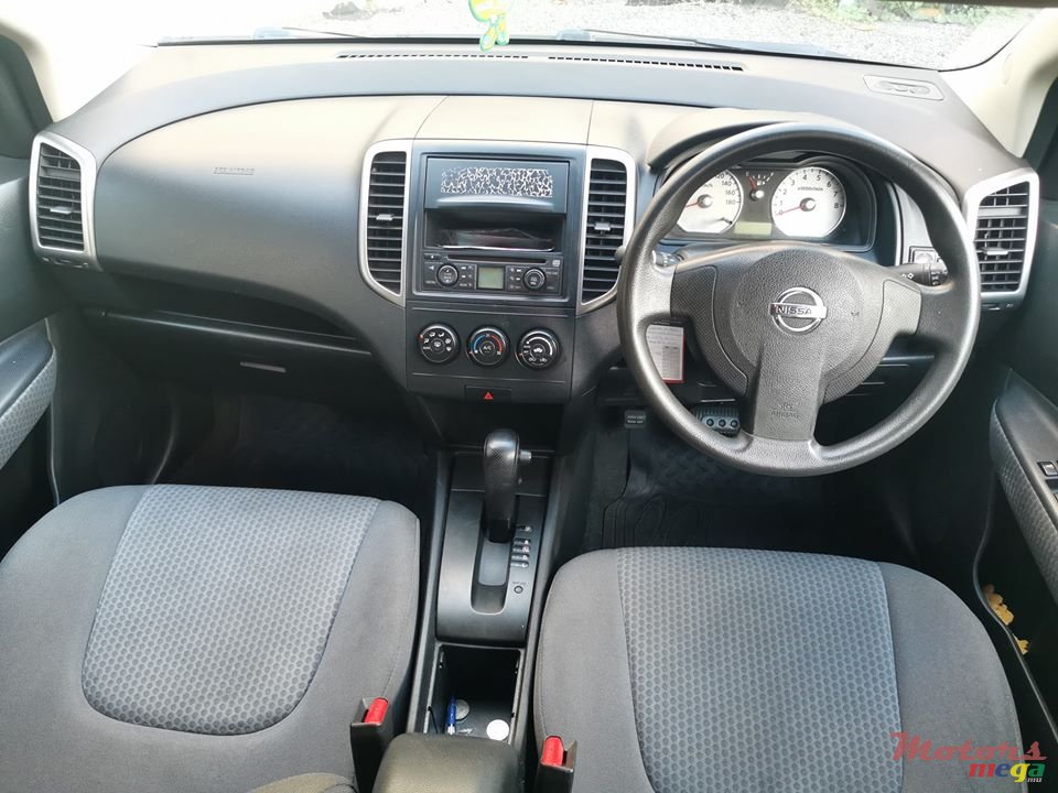 2012' Nissan Wingroad photo #5