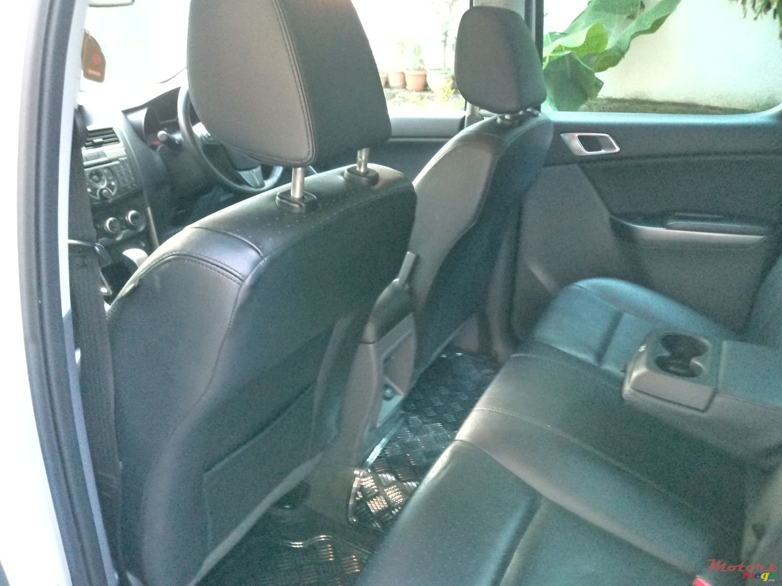 2016' Mazda BT-50 photo #1