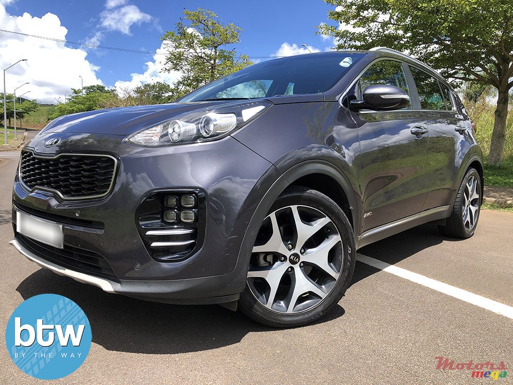 2017' Kia Sportage GT Line photo #2
