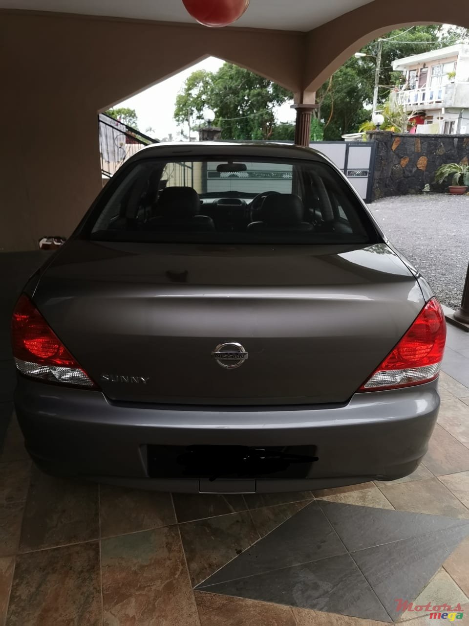 2010' Nissan Sunny Good condition photo #5