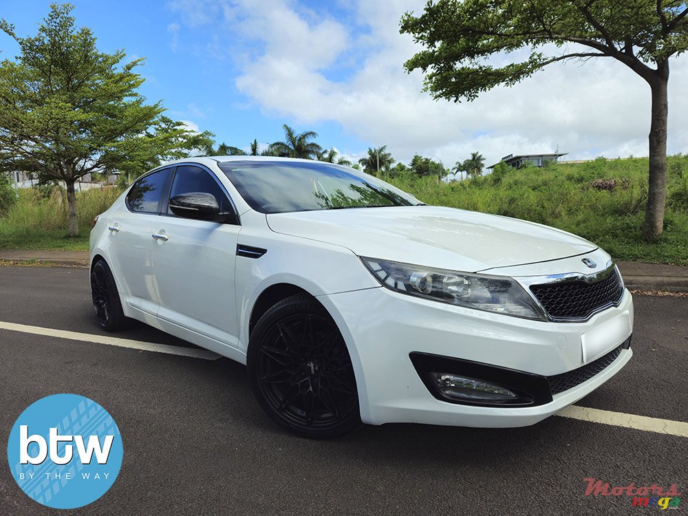 2013' Kia Optima EX 2.0 photo #1