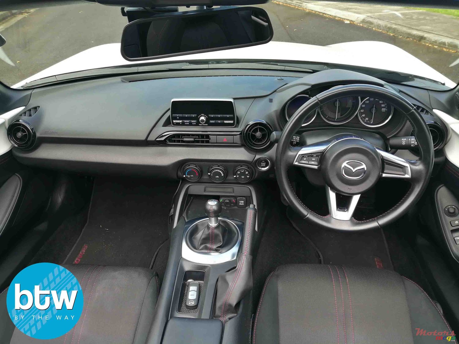 2016' Mazda MX-5 photo #7