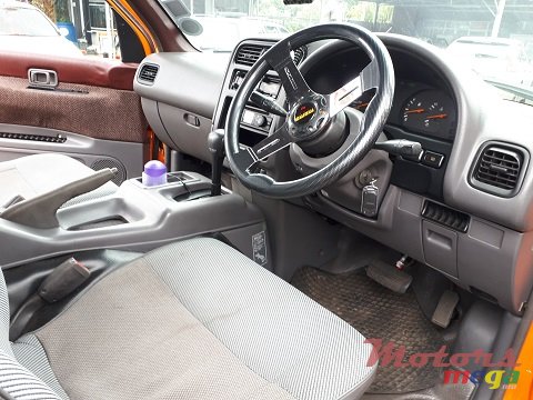 1998' Nissan Serena photo #6