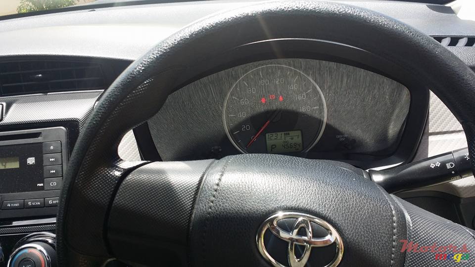 2013' Toyota Axio photo #5