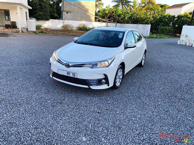 2018' Toyota Corolla Auto 1.6L photo #2