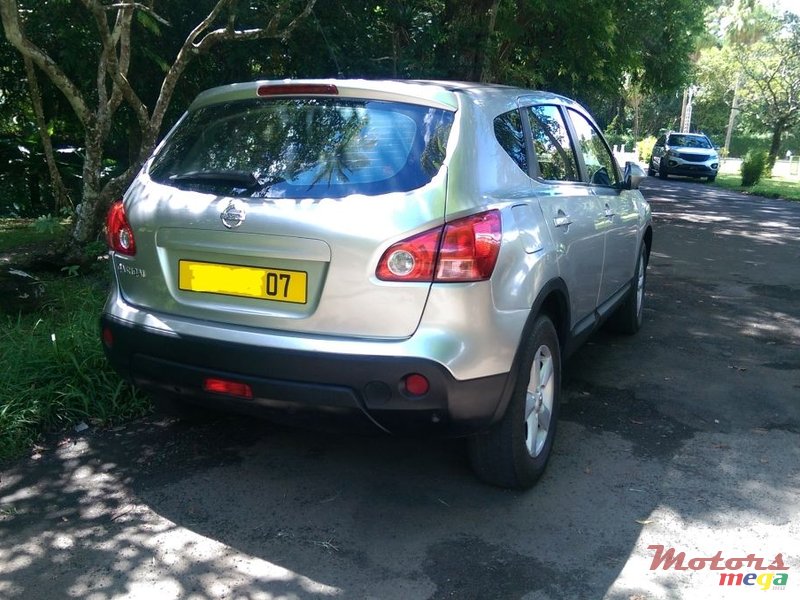 2007' Nissan Qashqai Manual 1600cc photo #2