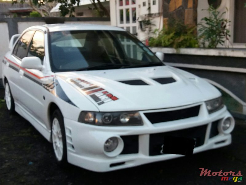 1999' Mitsubishi Lancer photo #5