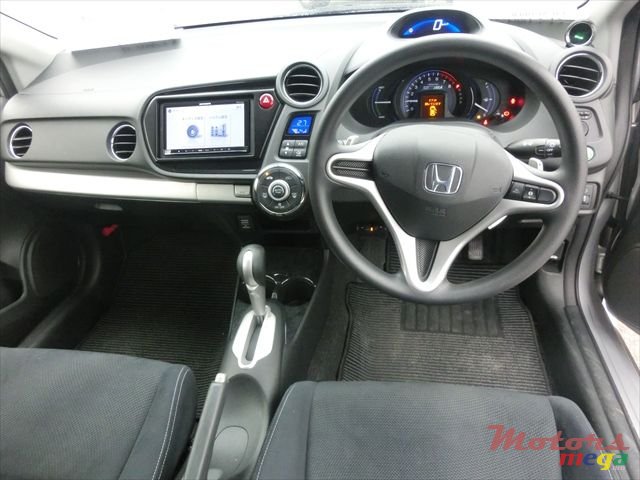 2012' Honda Insight photo #6