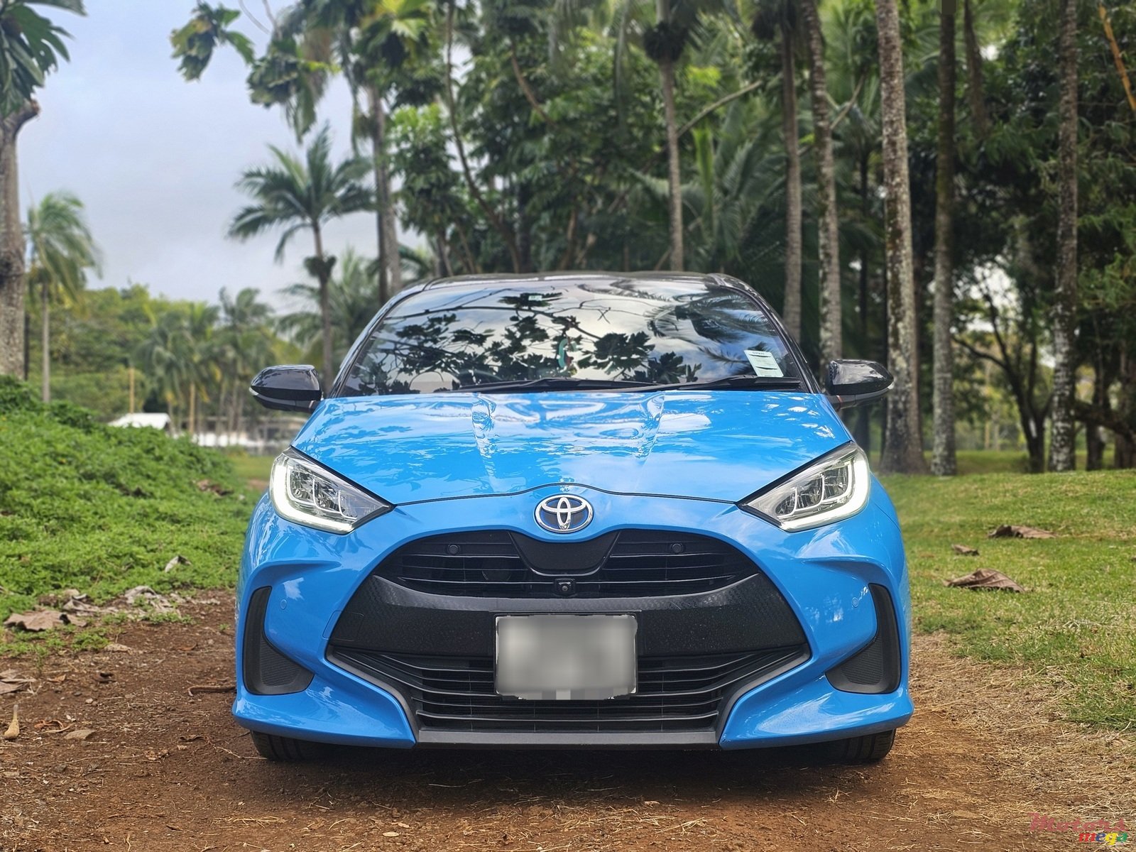 2020' Toyota Yaris photo #1