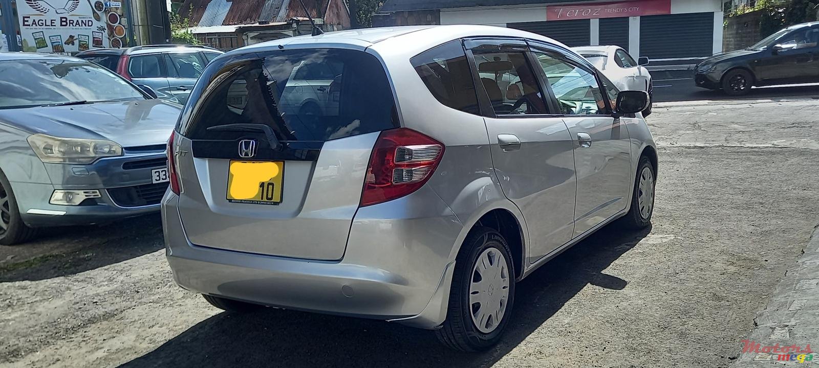 2010' Honda Fit photo #4