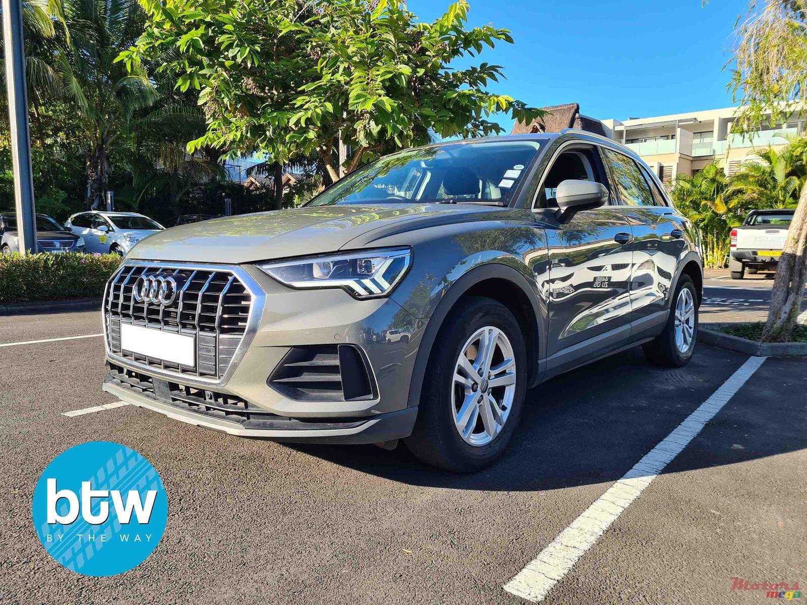 2019' Audi Q3 photo #2