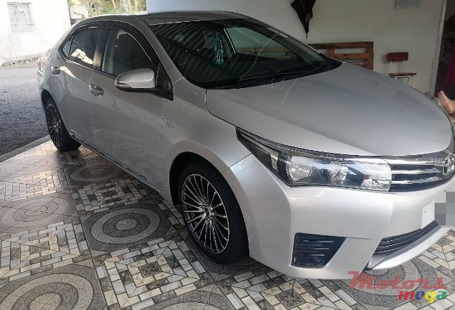 2016' Toyota Corolla photo #3