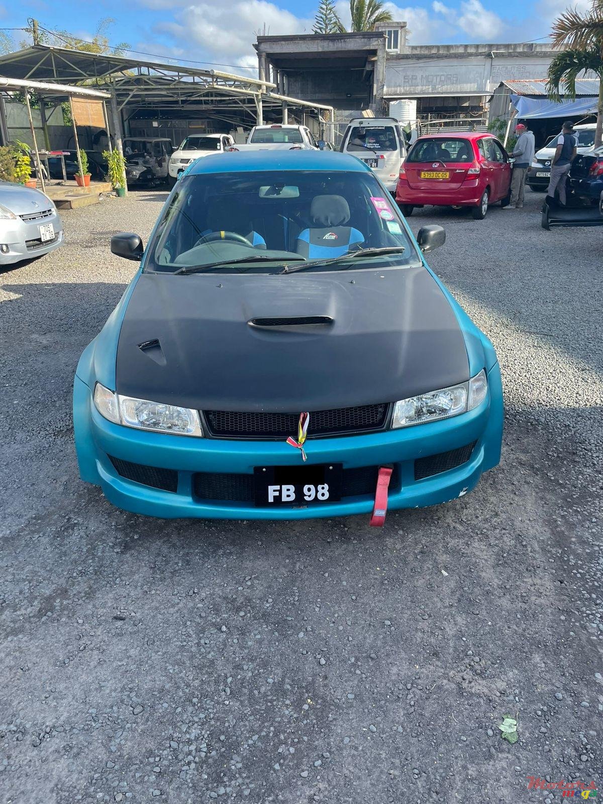 1998' Mitsubishi Lancer photo #3