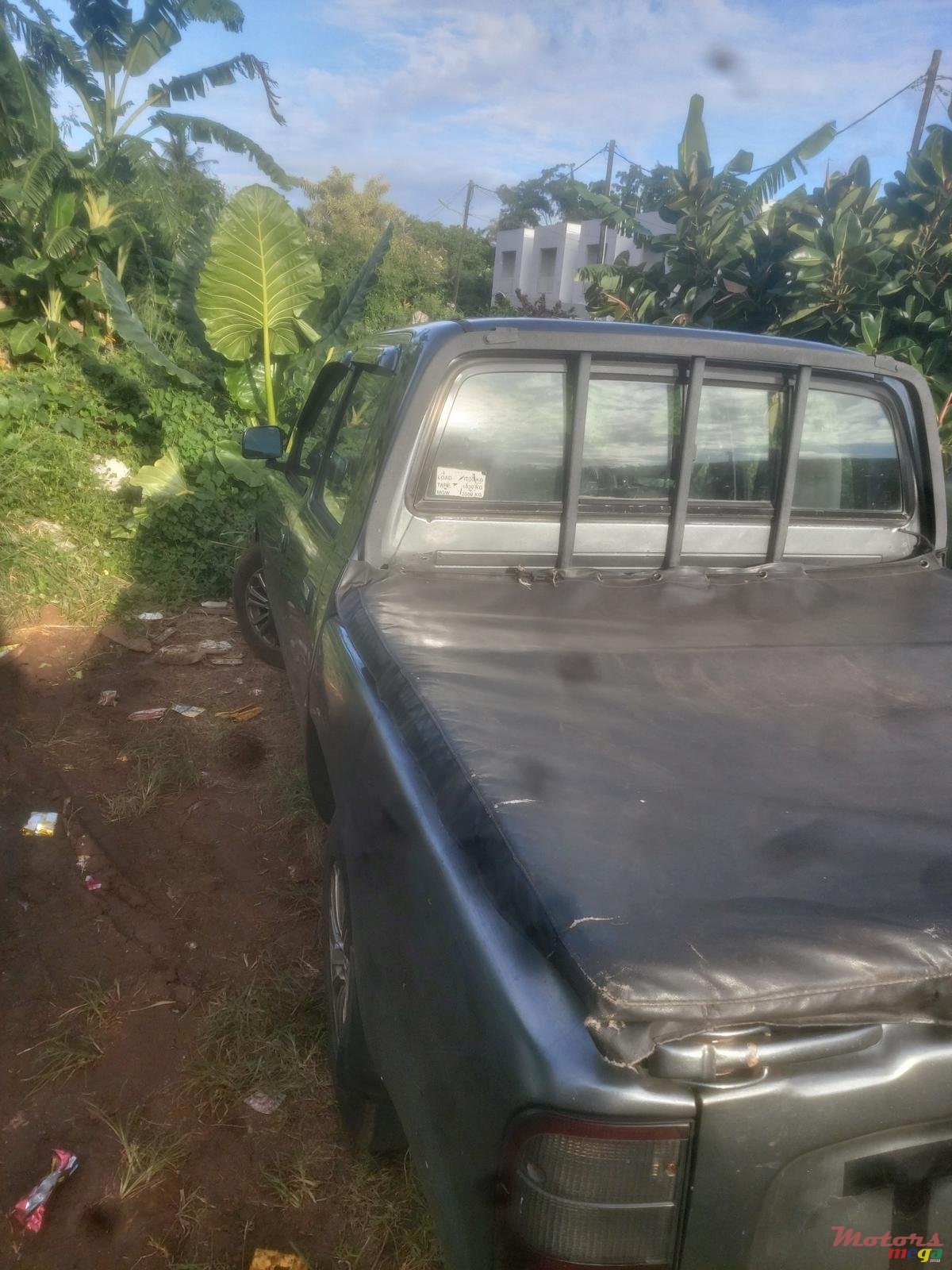 2000' Toyota Hilux photo #1