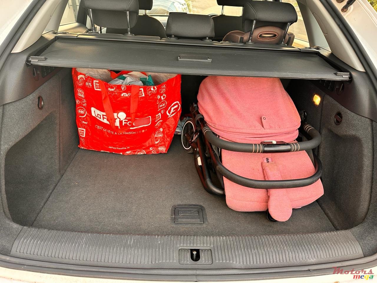 2015' Audi Q3 Hatchback photo #6