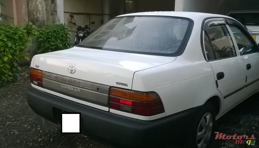 1991' Toyota Corolla photo #2
