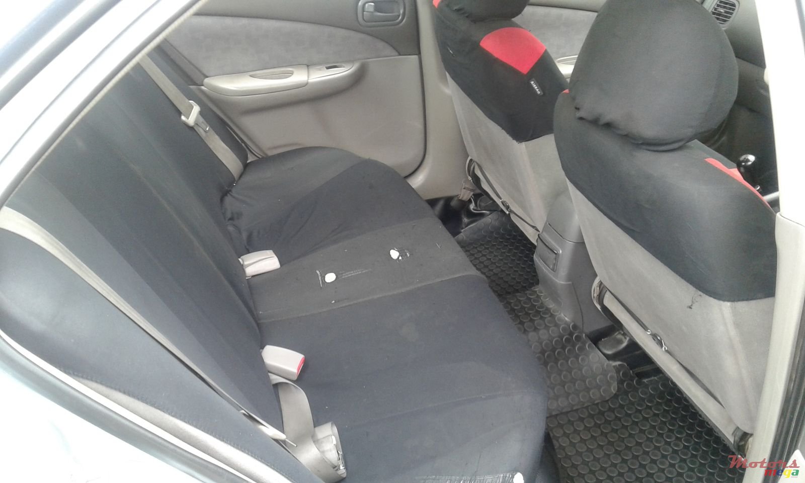 1999' Nissan Sunny photo #3