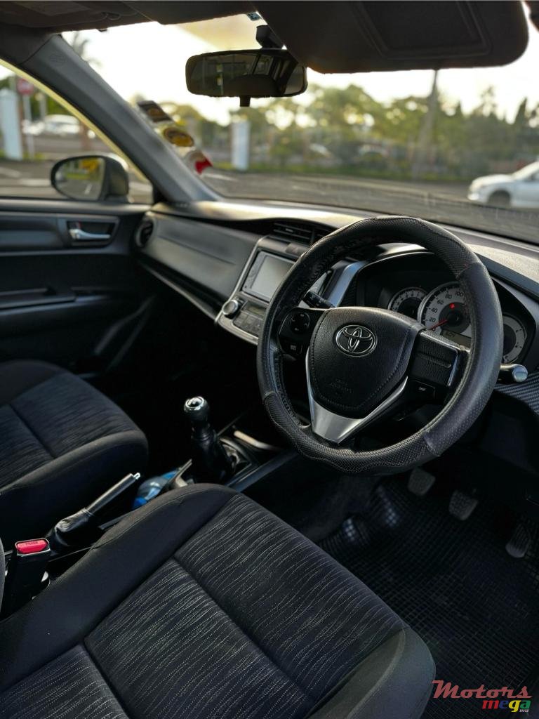 2013' Toyota Fielder photo #5