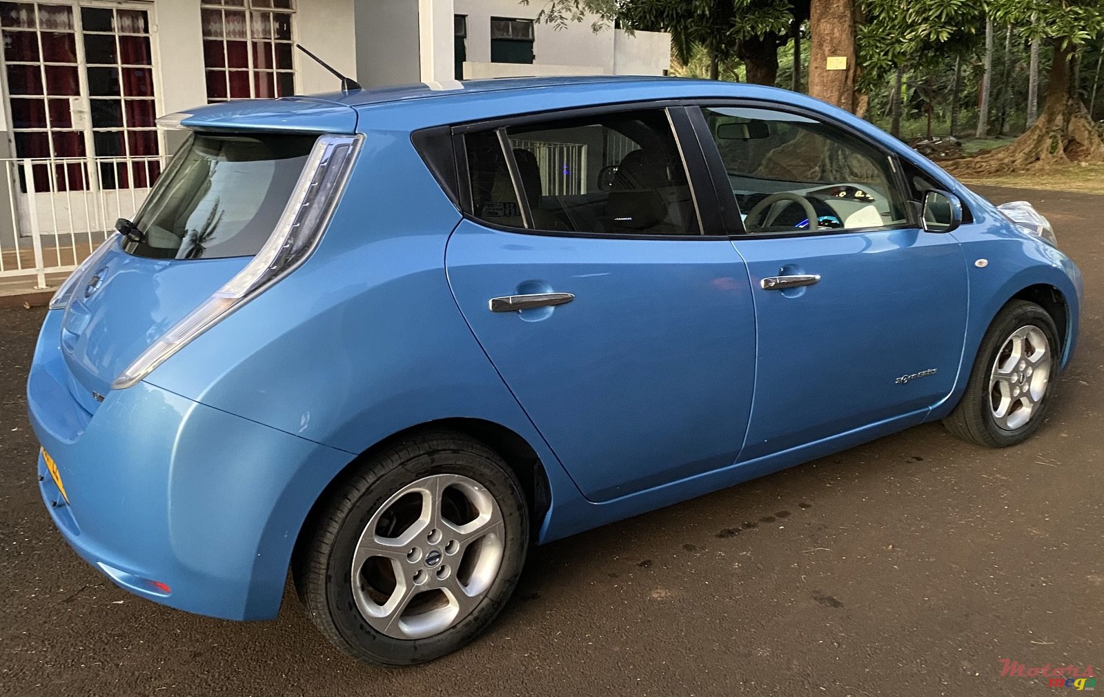 2011' Nissan Leaf Zéro Émission photo #4