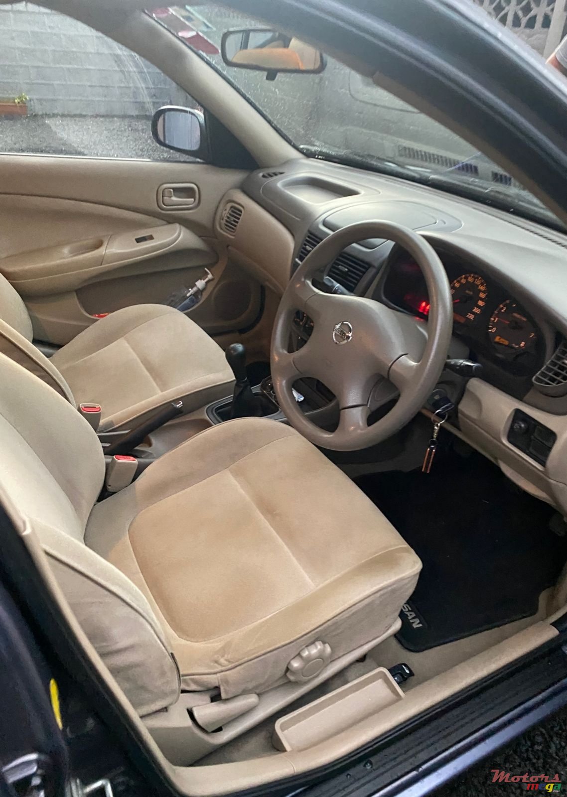 2004' Nissan Sunny N17 photo #4