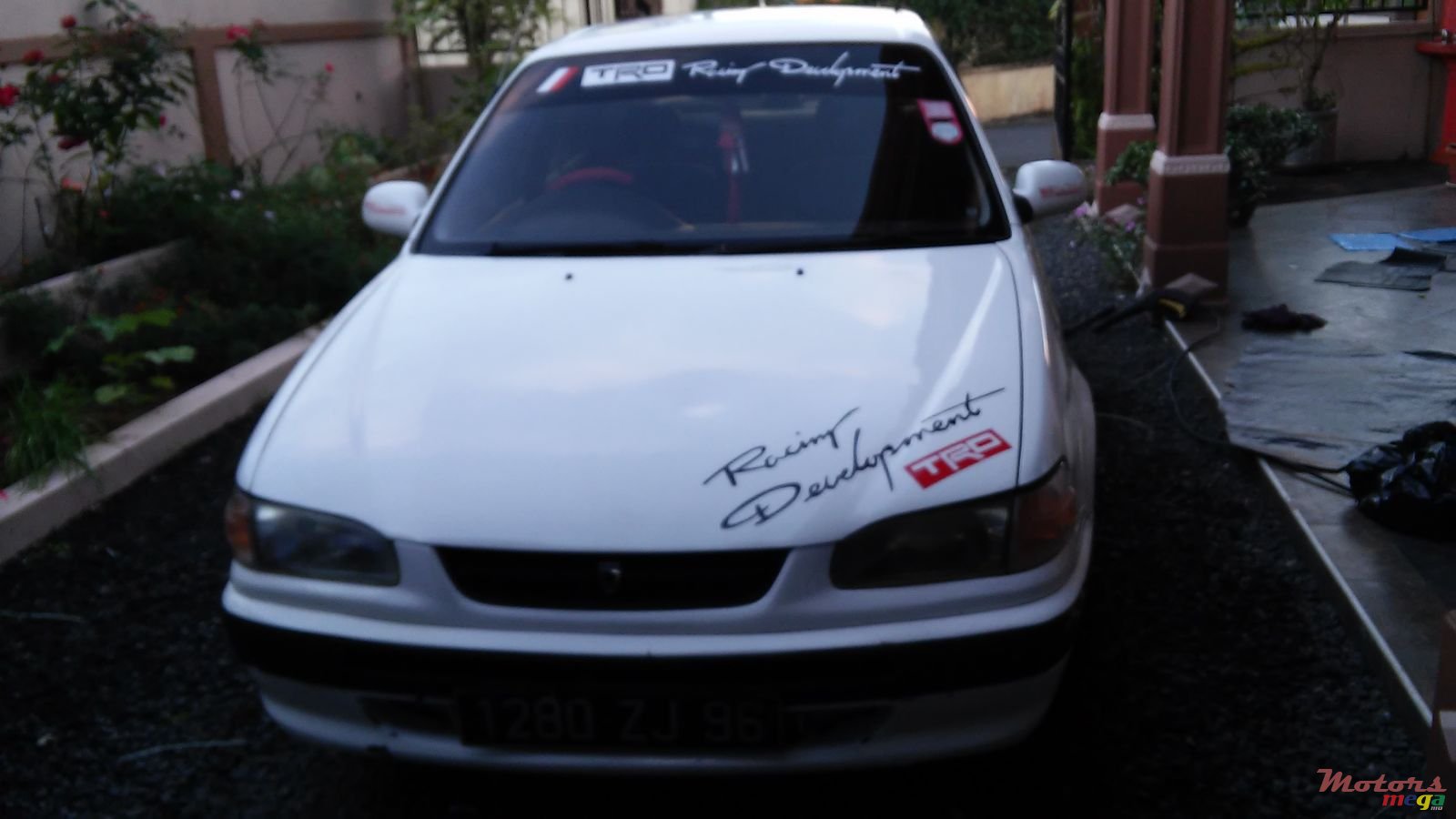 1996' Toyota E111 photo #1