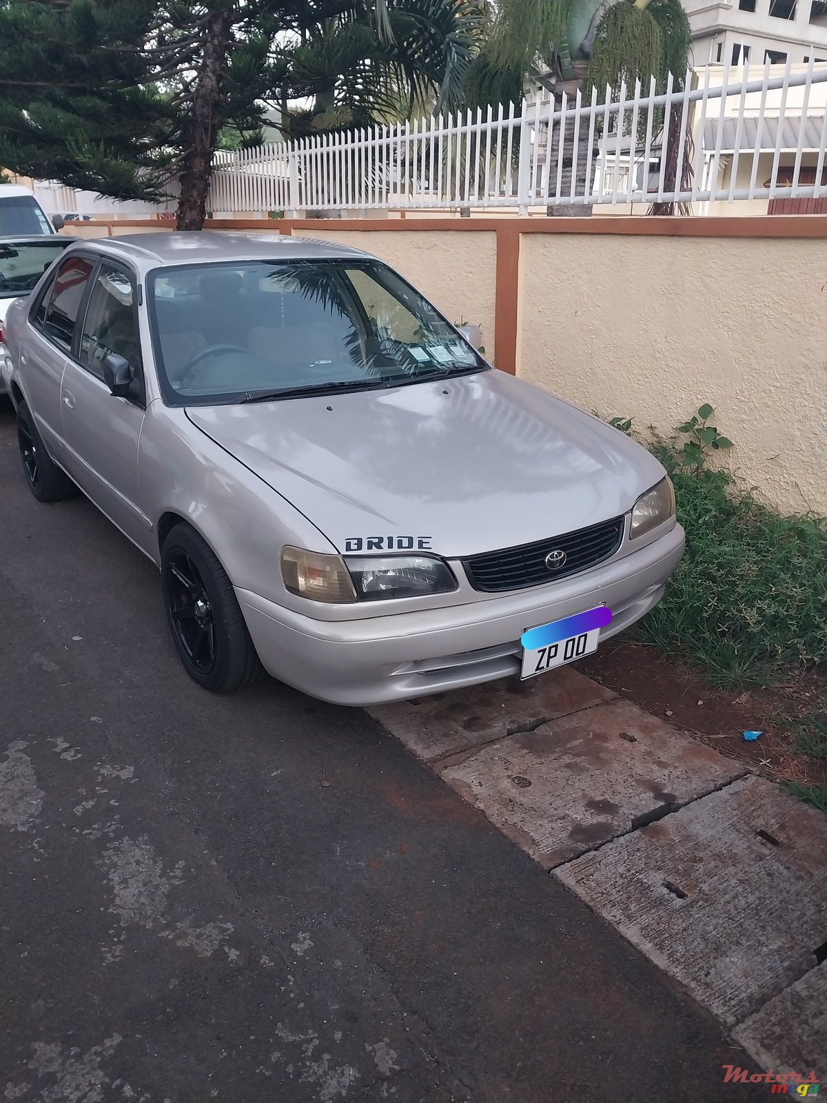 2000' Toyota Corolla photo #3