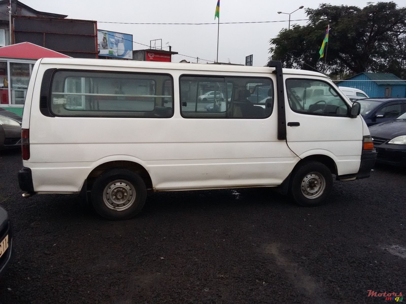 1998' Toyota Hiace photo #5