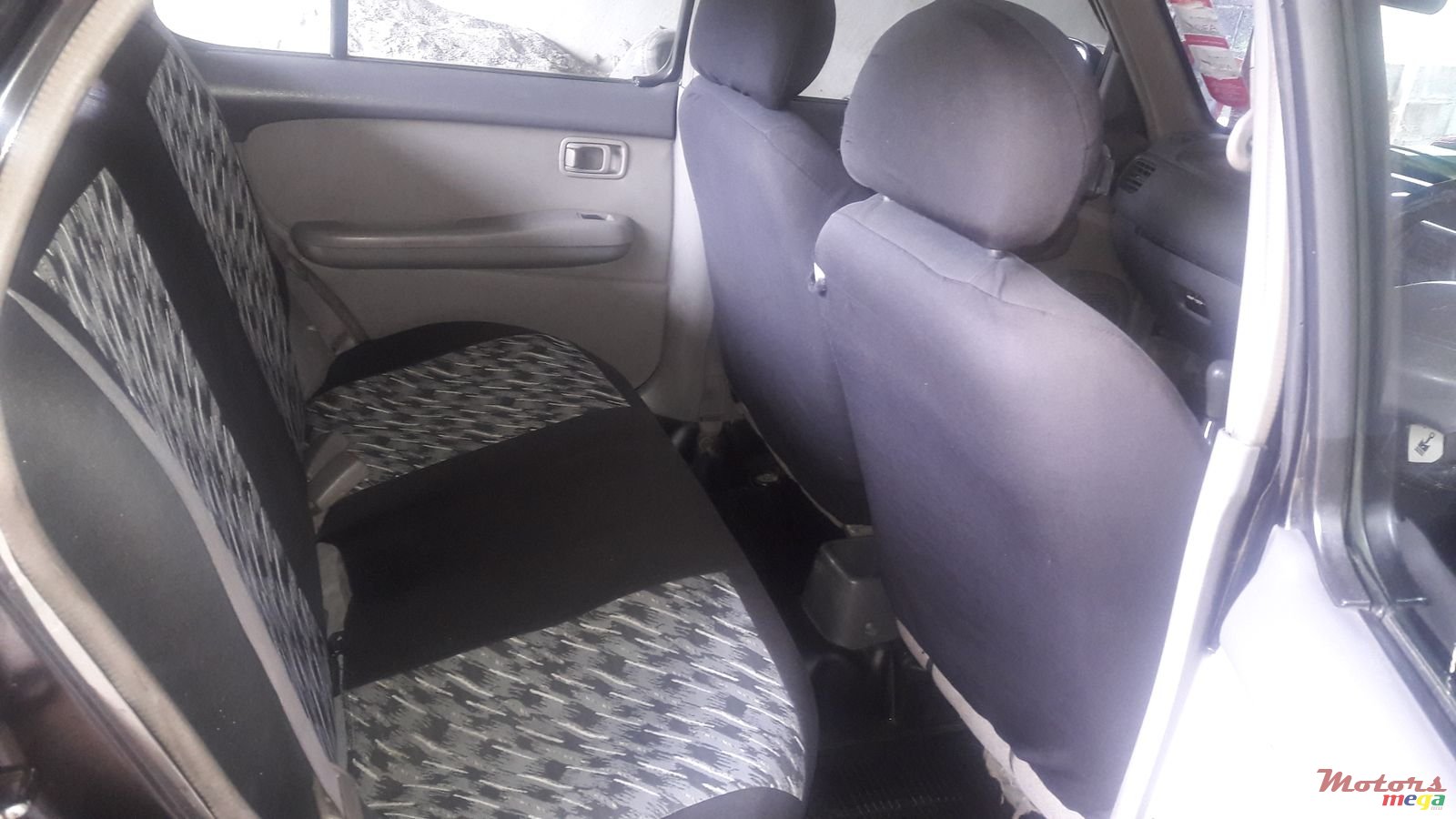 2001' Nissan March photo #4