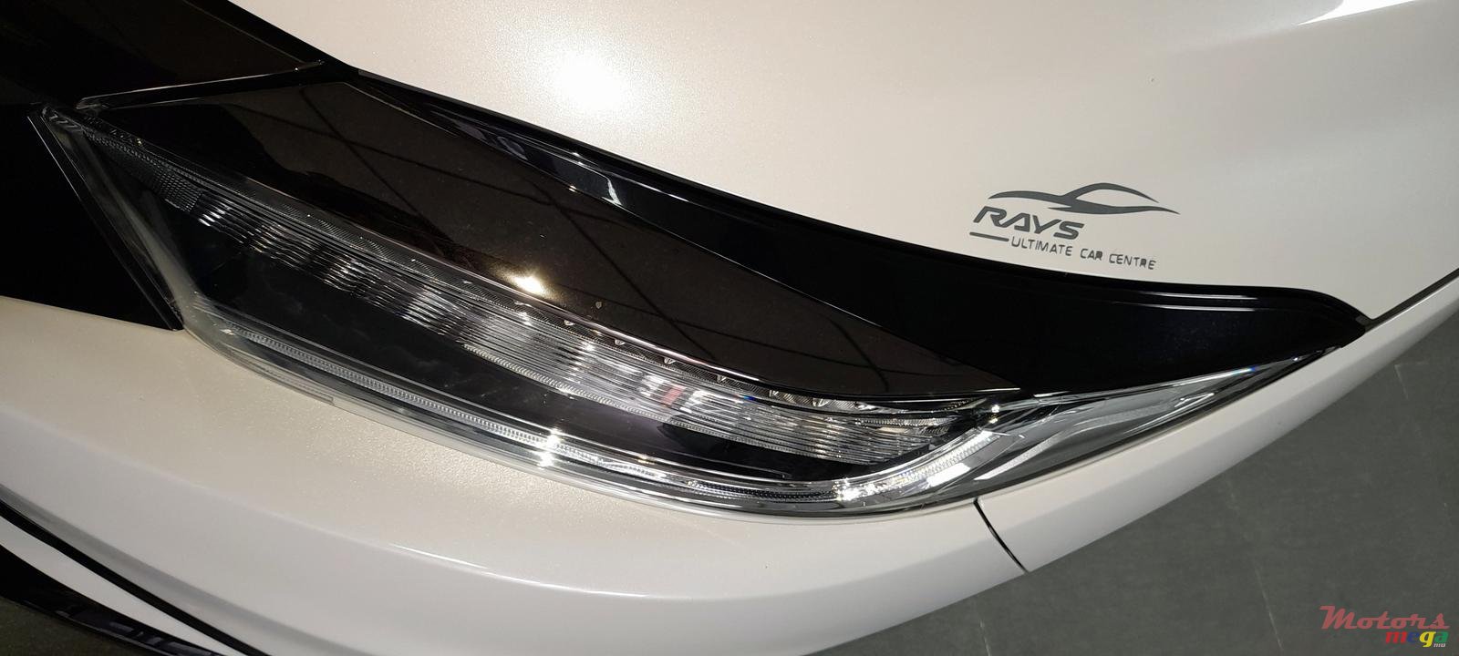 2018' Honda Civic Vezel RS photo #4