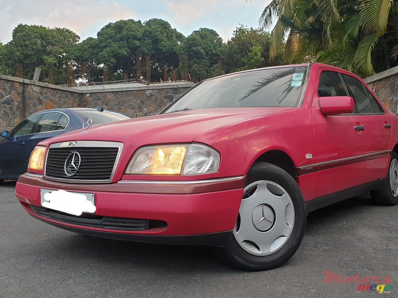 1998' Mercedes-Benz CLA 250 photo #1