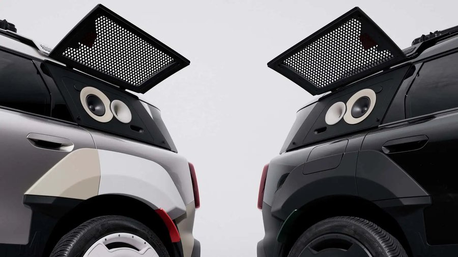 This Mini Countryman Takes Us Back To 1990's Car Audio Contests