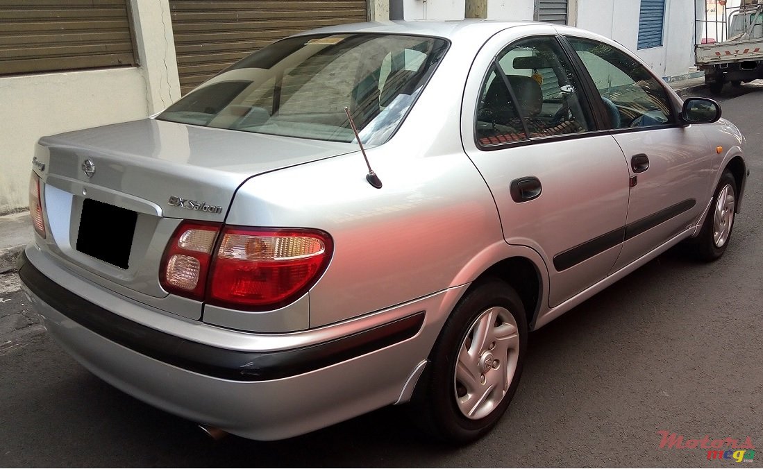 2000' Nissan Sunny photo #2