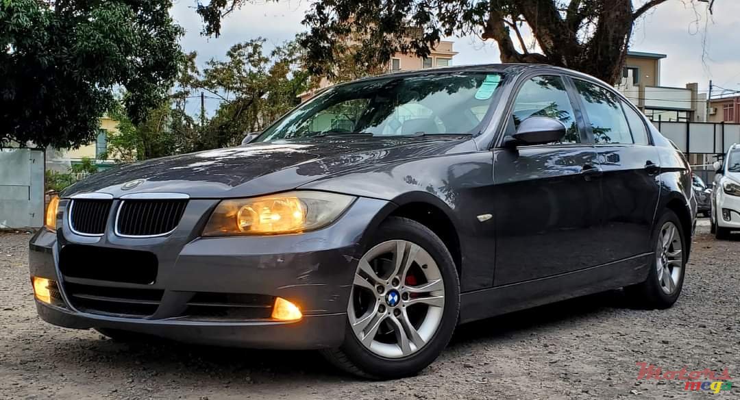 2008' BMW 3 Series Original condition photo #2