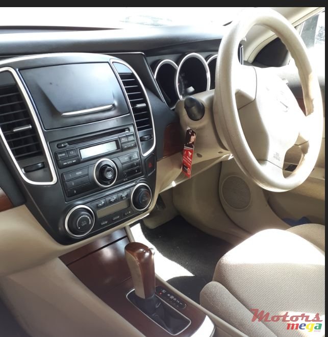 2012' Nissan Bluebird photo #5